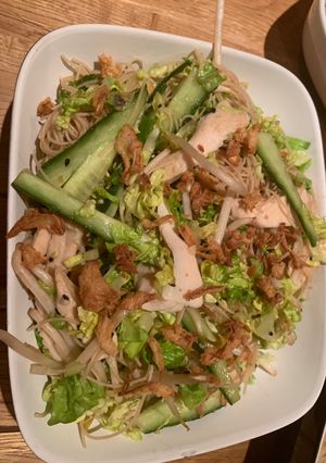 A picture of Chicken & rice noodles Asian style salad.