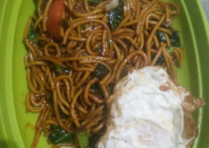 Resep Mie goreng basah saos tiram, Enak