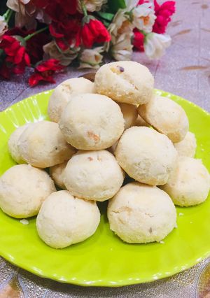 A picture of Custard powder cookies.