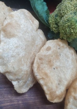 पूरी (poori recipe in Hindi) रेसिपी मुख्य फोटो