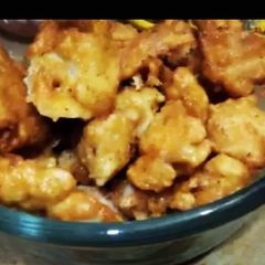 A picture of Chicken pakoras.