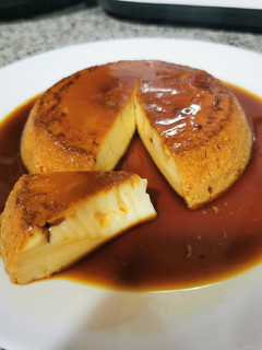 Una foto de Flan bajo en calorías, fácil, rápido y sin horno