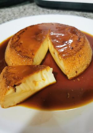 Una foto de Flan bajo en calorías, fácil, rápido y sin horno