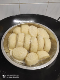 A picture of Steamed bread.