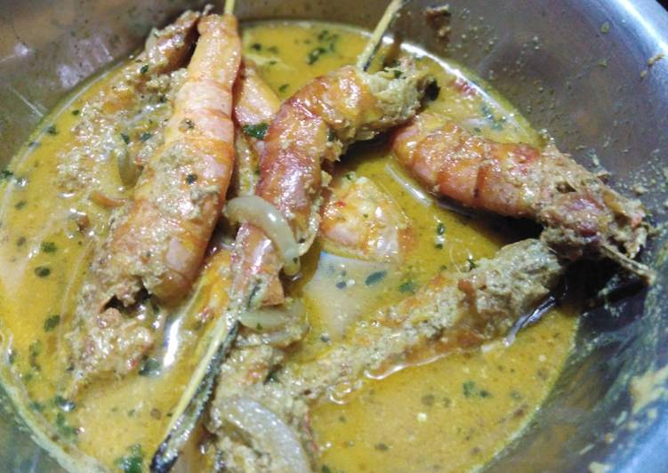Everything You Wanted to Know About Shahi Chingri (Prawn)