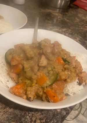 A picture of One Pot Creamy Lentil, Chicken & Veg.