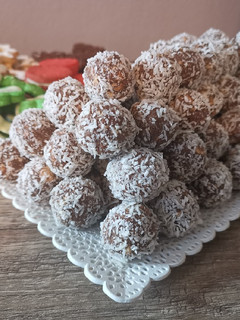 Kókuszgolyó recept fotója