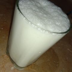 A picture of Meethi lassi.