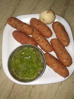 ब्रेड रोल (bread roll recipe in Hindi) रेसिपी मुख्य फोटो