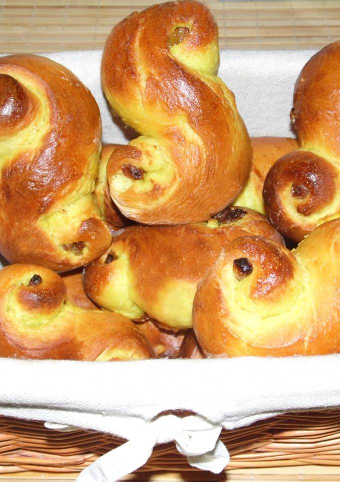 Булочки Люсії