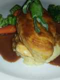 Pechuga de pollo en salsa de vino tinto