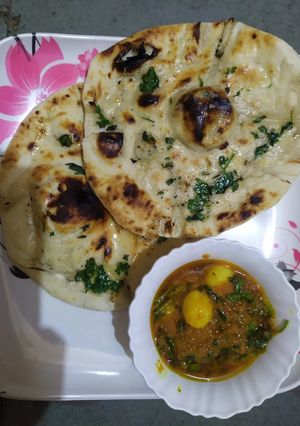 A picture of Naan.