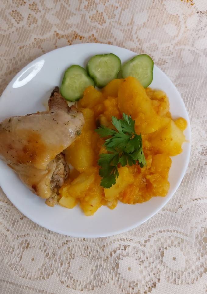 Картопля з лісовими грибами