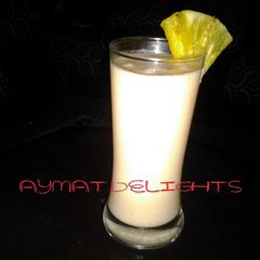 A picture of Pineapple smoothie.