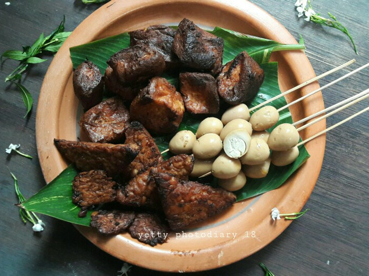 Ini dia! Bagaimana cara membuat Sate Telur Tempe Bacem dijamin lezat