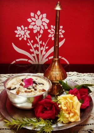 A picture of Sheer khurma.