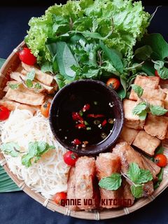 Hình của món Bún đậu nước tương.