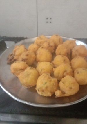 A picture of Dal vada.