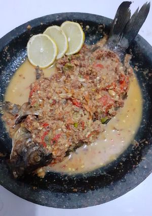 Foto resep Cobek ikan mas mantul🥰