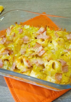 Φωτογραφία της συνταγής Tortellini με πράσο και καπνιστό τυρί