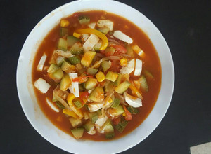 Una foto de Calabacitas entomatadas con queso