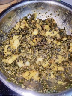 आलू मेथी की सब्जी (Aloo methi ki sabzi recipe in hindi) रेसिपी मुख्य फोटो