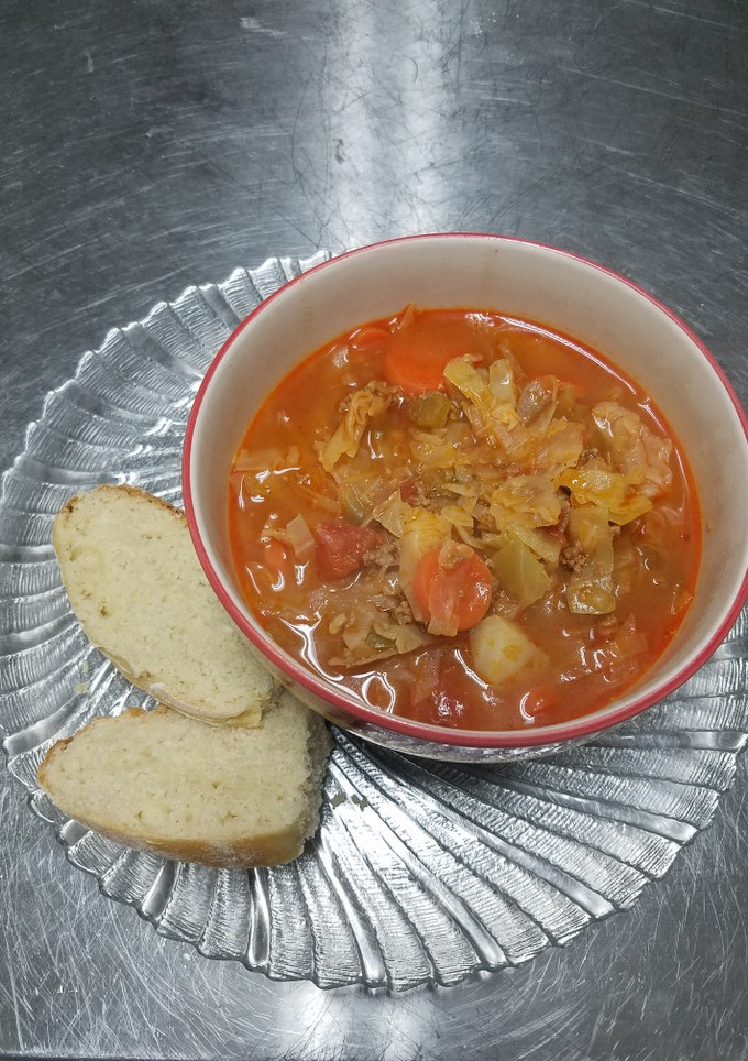 A picture of Cabbage and Beef Soup.
