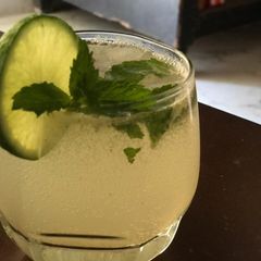 A picture of Mojitos.