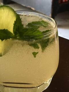 A picture of Mojitos.