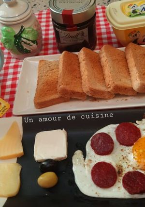 Une photo de Oeuf au chorizo 🍳
