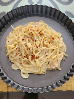 A picture of White Sauce Spaghetti.