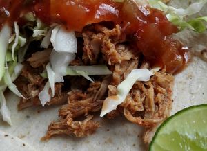 Una foto de Tacos Sriracha (olla cocción lenta)