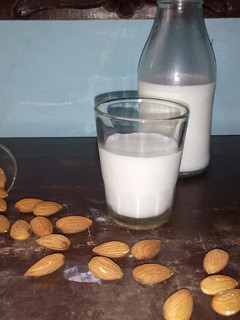 Foto resep Raw Almond Milk