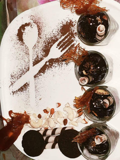 नटी ब्राउनी मूस शॉट्स/nutty brownie mousse shots रेसिपी मुख्य फोटो