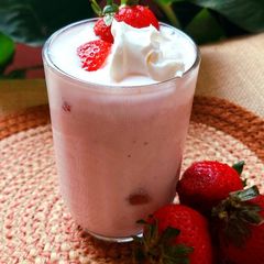 A picture of Strawberry Milkshake.