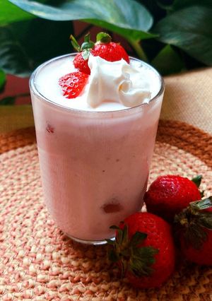 A picture of Strawberry Milkshake.