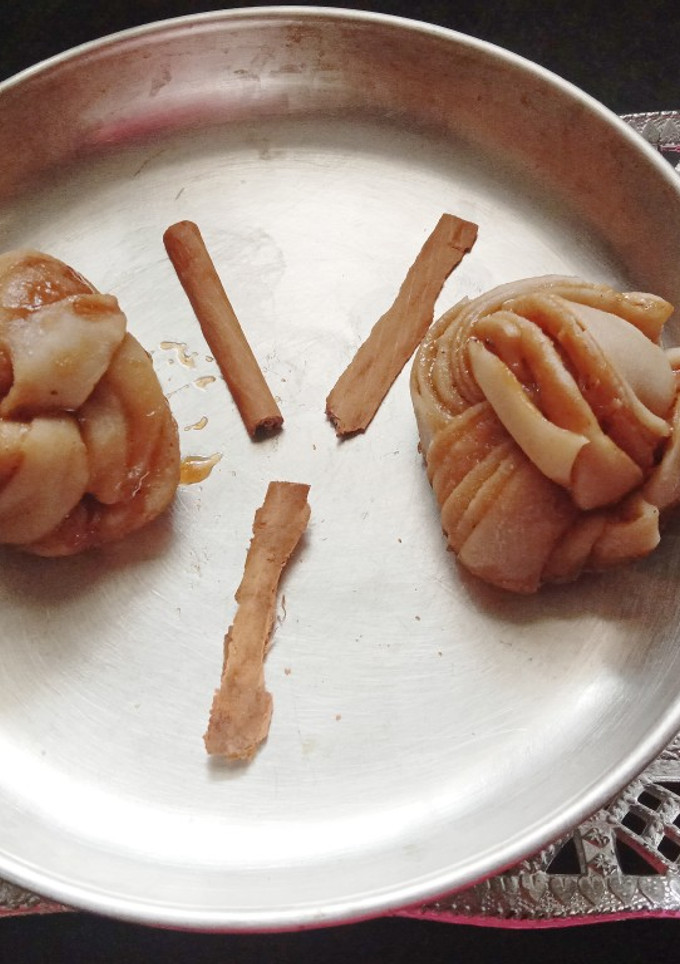 நாட்டு சக்கரை சின்னமோன் ரோல் (Naatu sarkarai cinnamon roll recipe in tamil) செய்முறை முக்கிய புகைப்படம்