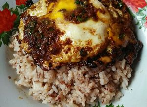 Foto resep Nasi Telor Ceplok ala Ayong 999 Pontianak