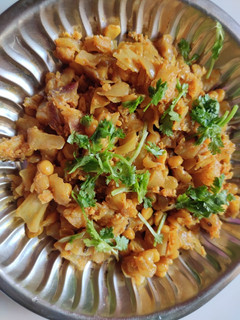 முட்டை கோஸ் கறி மசாலா செய்முறை முக்கிய புகைப்படம்