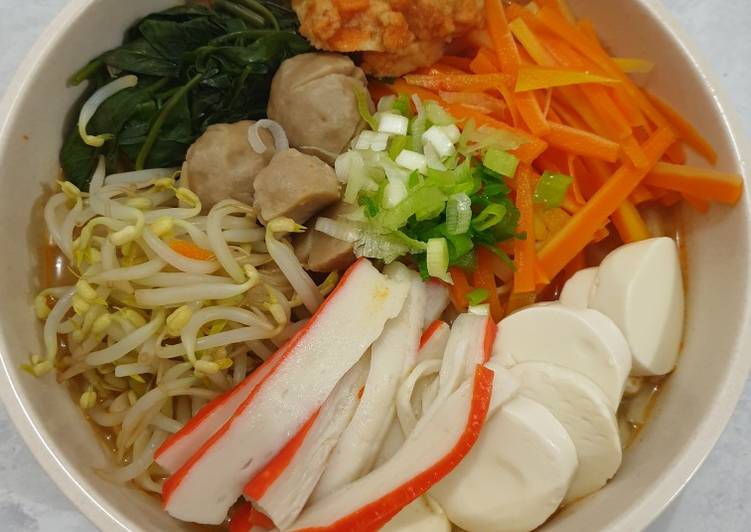 Resep Mie Kuah Tomyam Seafood Sederhana