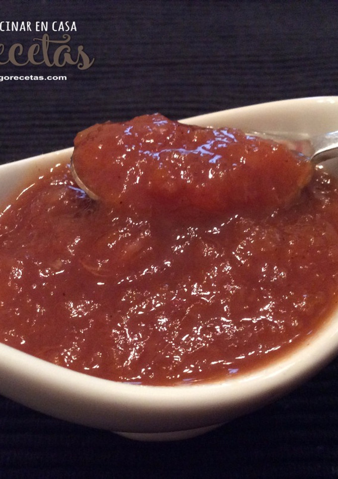 Una foto de Chutney de mango, calabaza y tomate