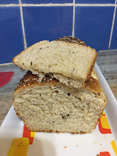 Una foto de Pan lactal con masa madre.🍞Receta de Norali !!