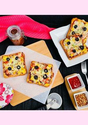 A picture of Bread Pizza.