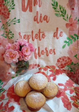 Una foto de Magdalenas de limón