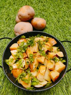 इंस्टेंट आलू की सब्जी (instant aloo ki sabzi recipe in Hindi) रेसिपी मुख्य फोटो