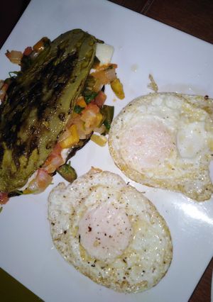 Una foto de Sándwich de nopalitos