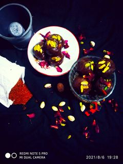 रागी लड्डू (Ragi Laddu recipe in hindi) रेसिपी मुख्य फोटो