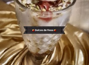 صورة لوصفة موس الكيوي والكراميل 🥝🍓