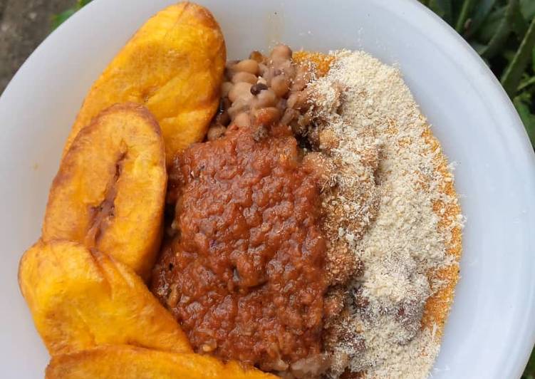 Recipe: Appetizing Beans with Plantain This is Secret Recipe  From Homemade !!