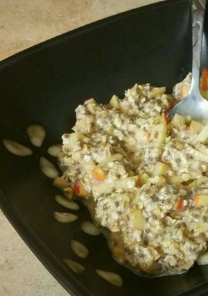 A picture of Apples & Cinnamon Overnight Oats.